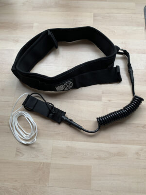 Spiral Leash zum Supen oder Wingen um das Board zu befestigen.